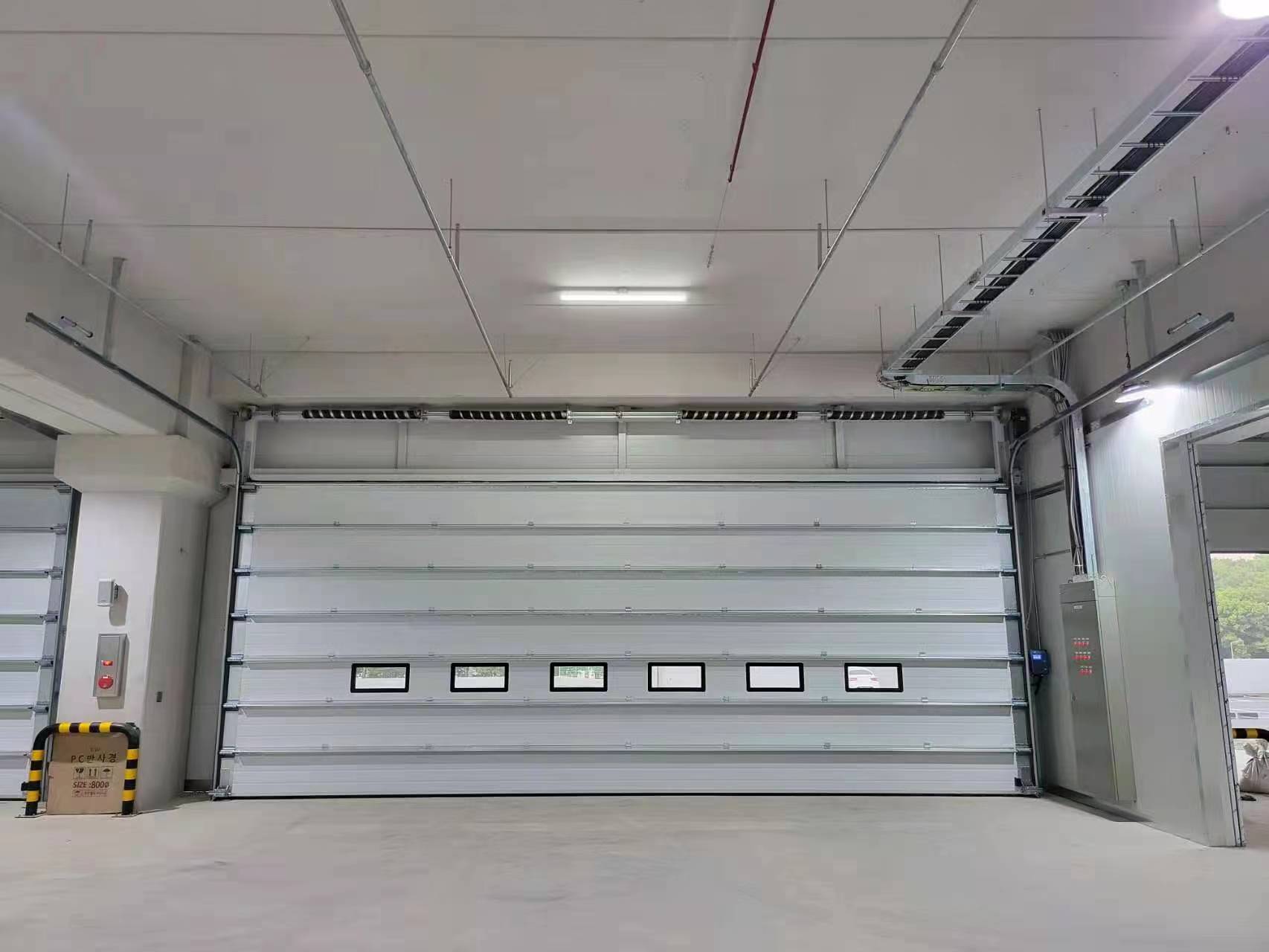 Зашто секцијска врата могу ријешити више од проблема с приступом?